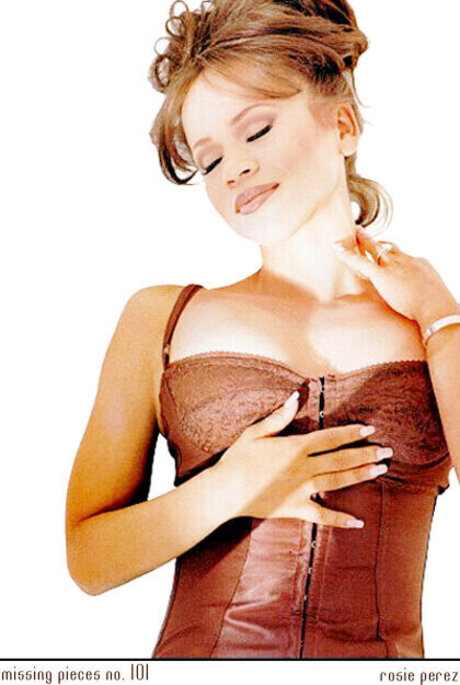 Rosie Perez star naked pic