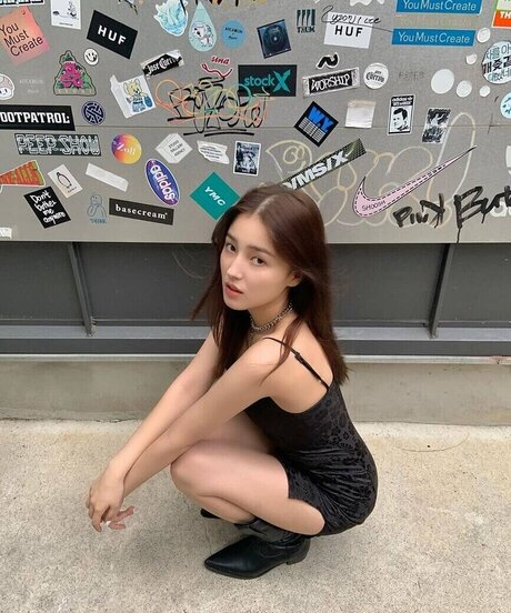 Nancy Momoland high quality model pics