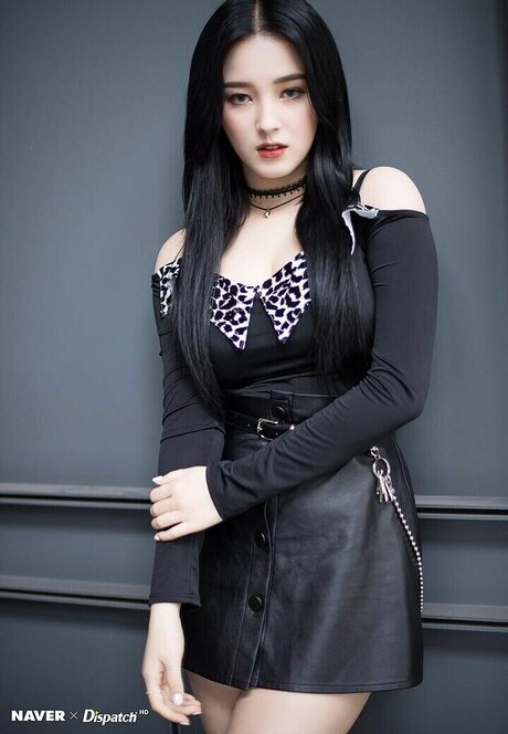 Nancy Momoland star nudes image