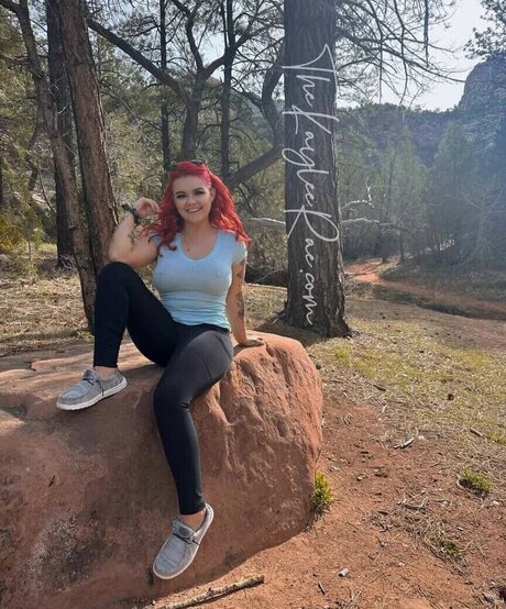 Kaylee Rae nude actress gallery