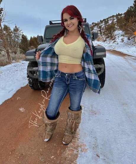 Kaylee Rae model hot image