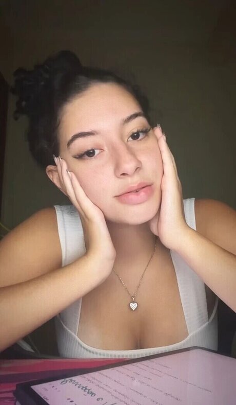 Vtzadaax model porn pics