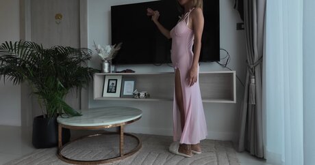 Lilly Lynn adult model gallery