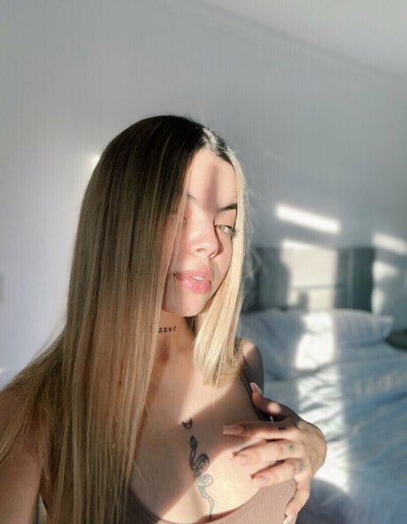 agathaacrr perfect model gallery