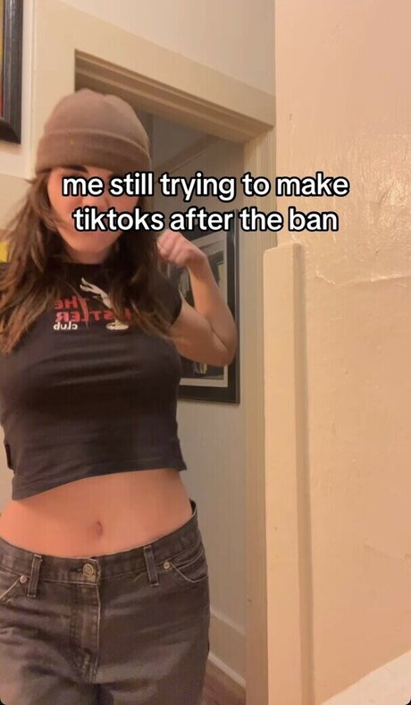 Sydtrip model exclusive image