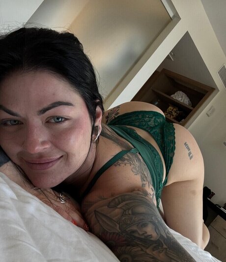 Shelly Black star nudes photo