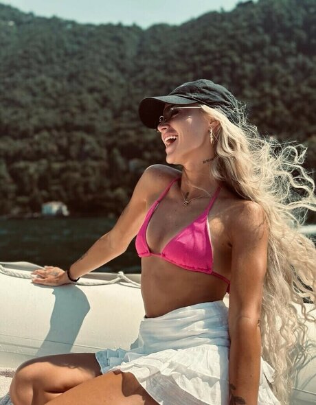 Alisha Lehmann model porn photos