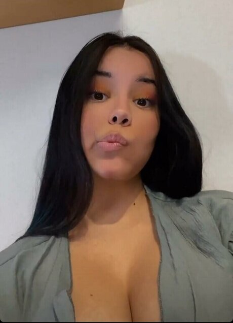 Zeneia s ASMR pornstar erotic img