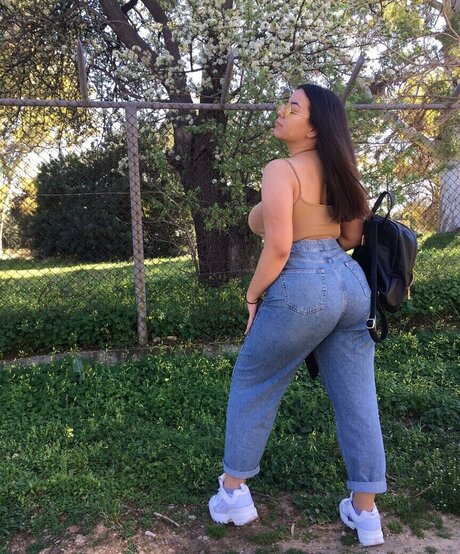 Zeneia s ASMR pornstar xxx gallery