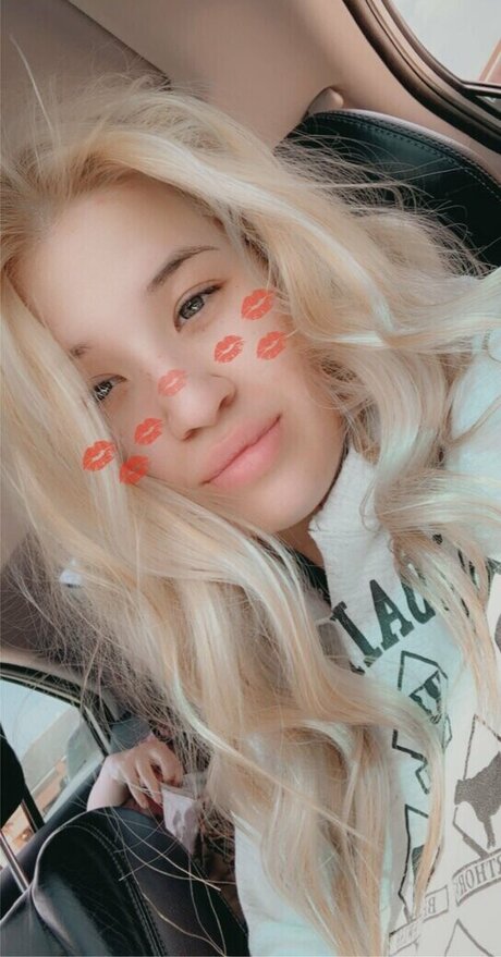 Brea Madisyn erotic model archive