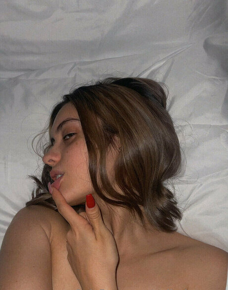 Nelly Becmac beautiful model gallery