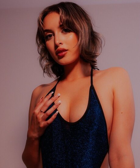 Isabelle Sky naked pornstar galleries