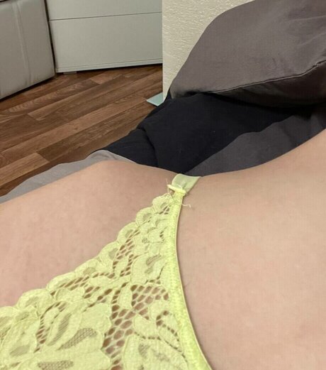 leonesan free actress gallery