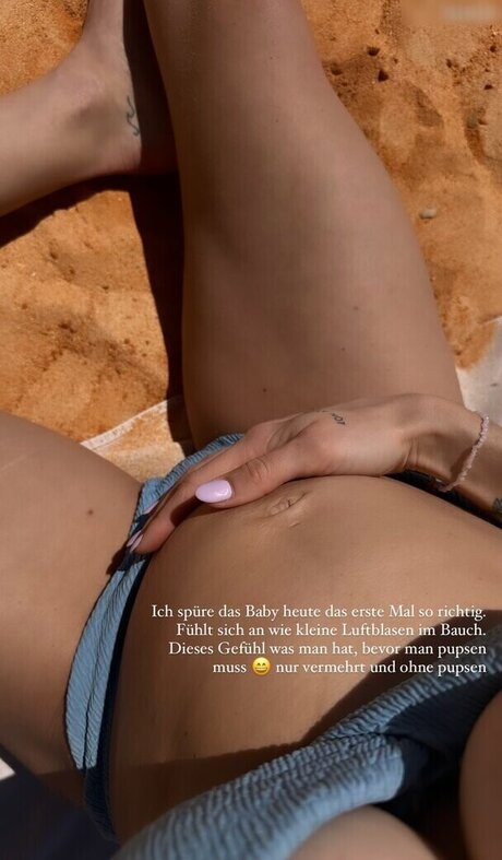 Jennifer Lange sexy star galleries