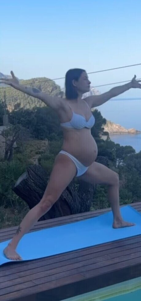 Jennifer Lange model perfect pic