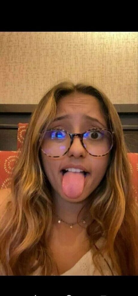 Alexis Ryan star nudes photo