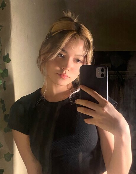 Sidsityttv pretty actress images