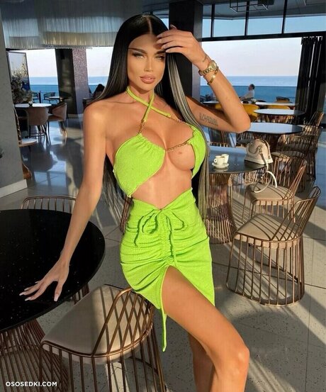 Adina Tatiana star hd pic