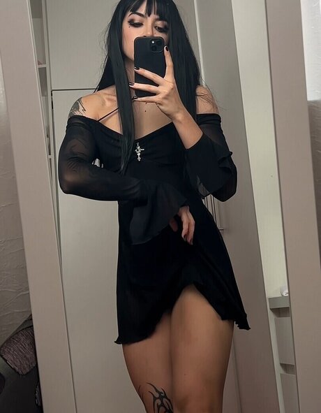 Vaneeeer_ pornstar free pics