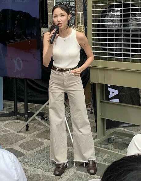 jennypetersonnn model archive