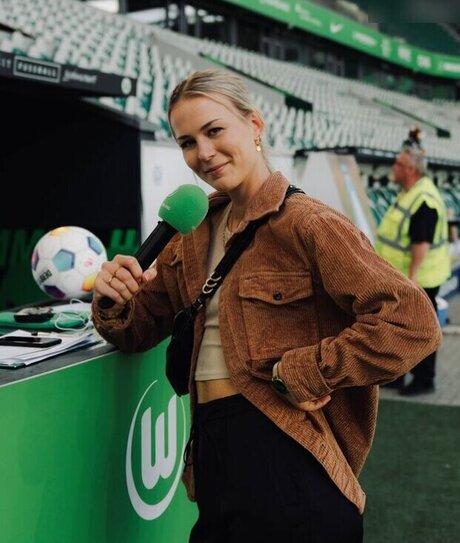 Merle Frohms star adult pic