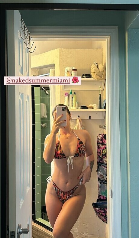 bonniee13 pretty pornstar gallery