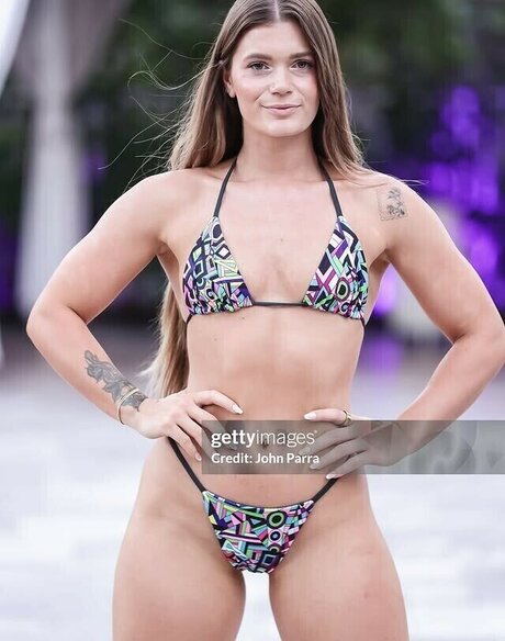 bonniee13 star free pic