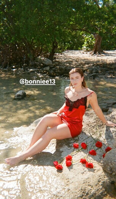 bonniee13 star pornographic pictures