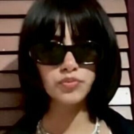 Yuriana Canelita nudes model gallery