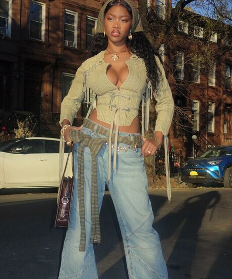 Sevahsevah art model gallery