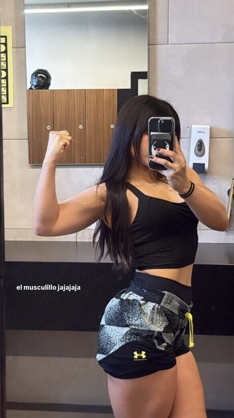 Alanalarana model beautiful image