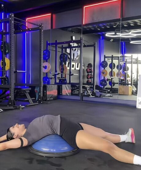 Alanalarana hot actress image