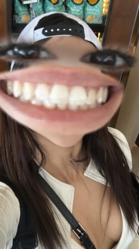 Alanalarana naked star images