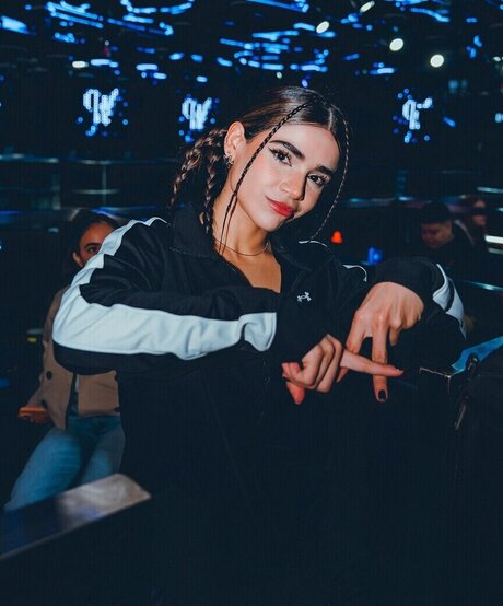 Alanalarana pornographic actress picture