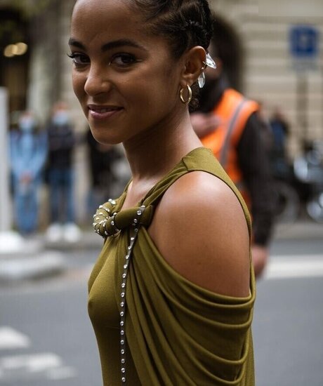 Lou Llobell pornstar perfect img