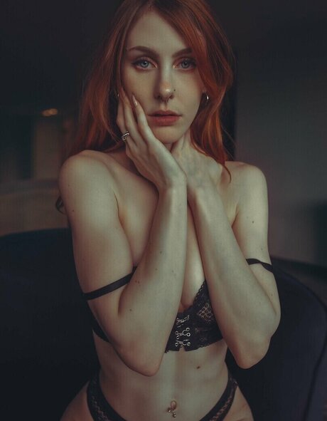 Delilah Daughtley star nude pics