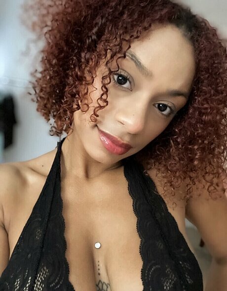 Tpnaomi sexy pornstar pic