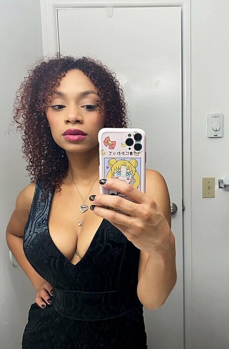 Tpnaomi model perfect pics