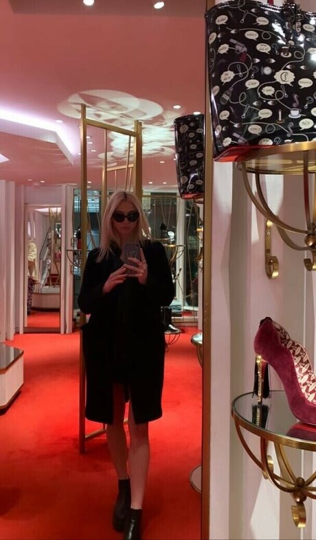 Nursevirg star sex pic