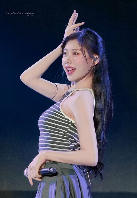 Chaeryeong perfect star pics