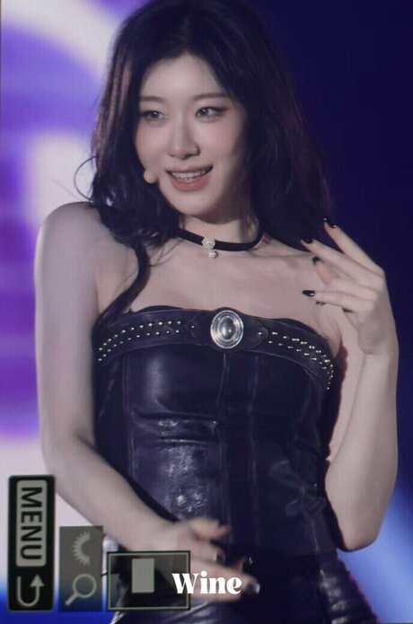 Chaeryeong star nudes image