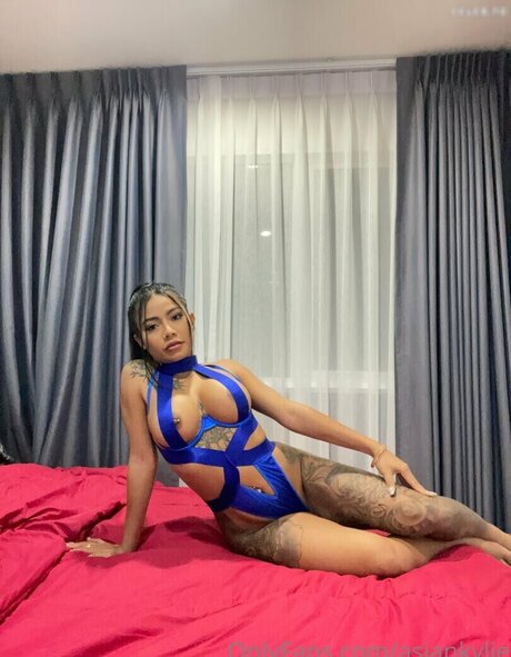 Kylie Asian star high quality photo