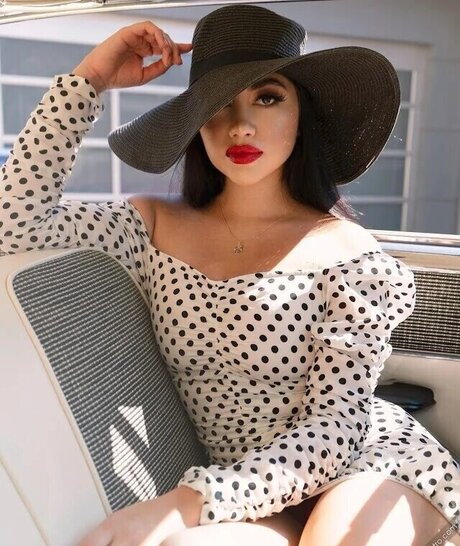 Jailyne Ochoa Ojeda pornstar erotic archive