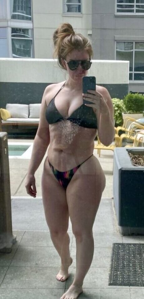 Marissa Gardella naked actress pictures