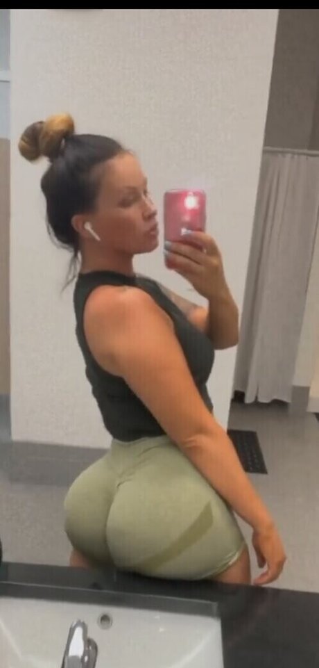 Amber Watkins star hd image