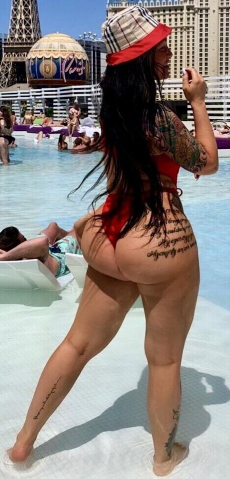 Amber Watkins star nude gallery