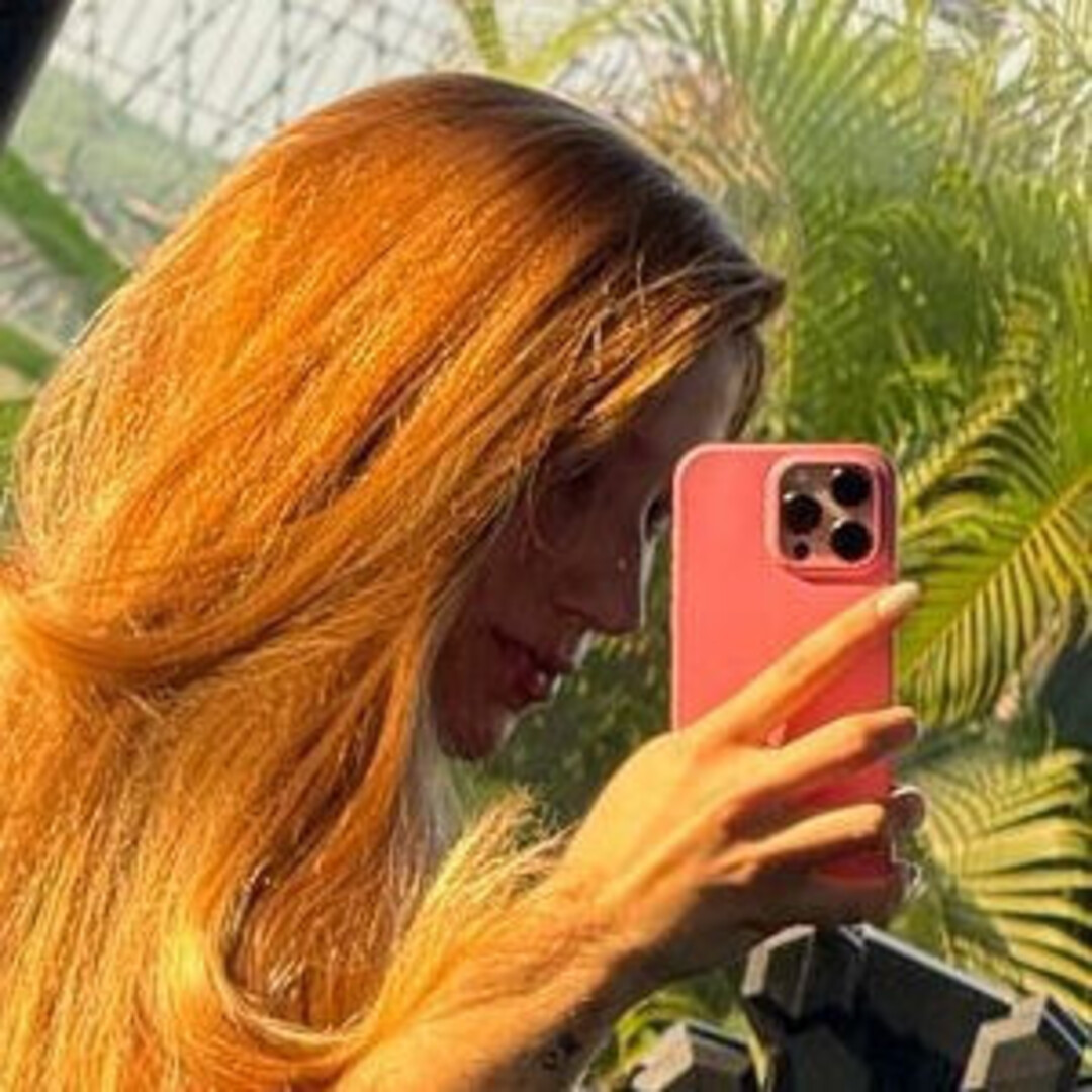 Isadora Vale model sexy images