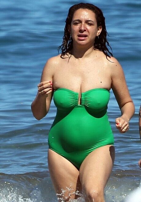 Maya Rudolph model sex pictures