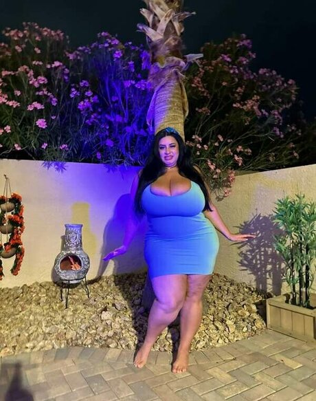 Sofia Rose model top pics