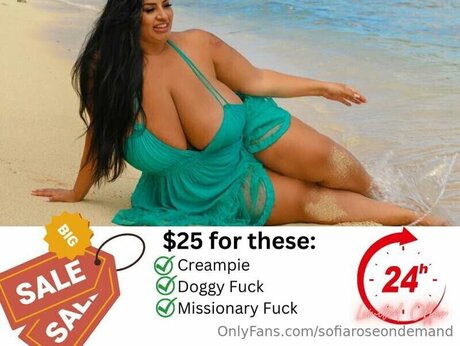 Sofia Rose pretty actress gallery